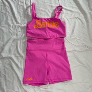 show me your mumu Barbie set size small